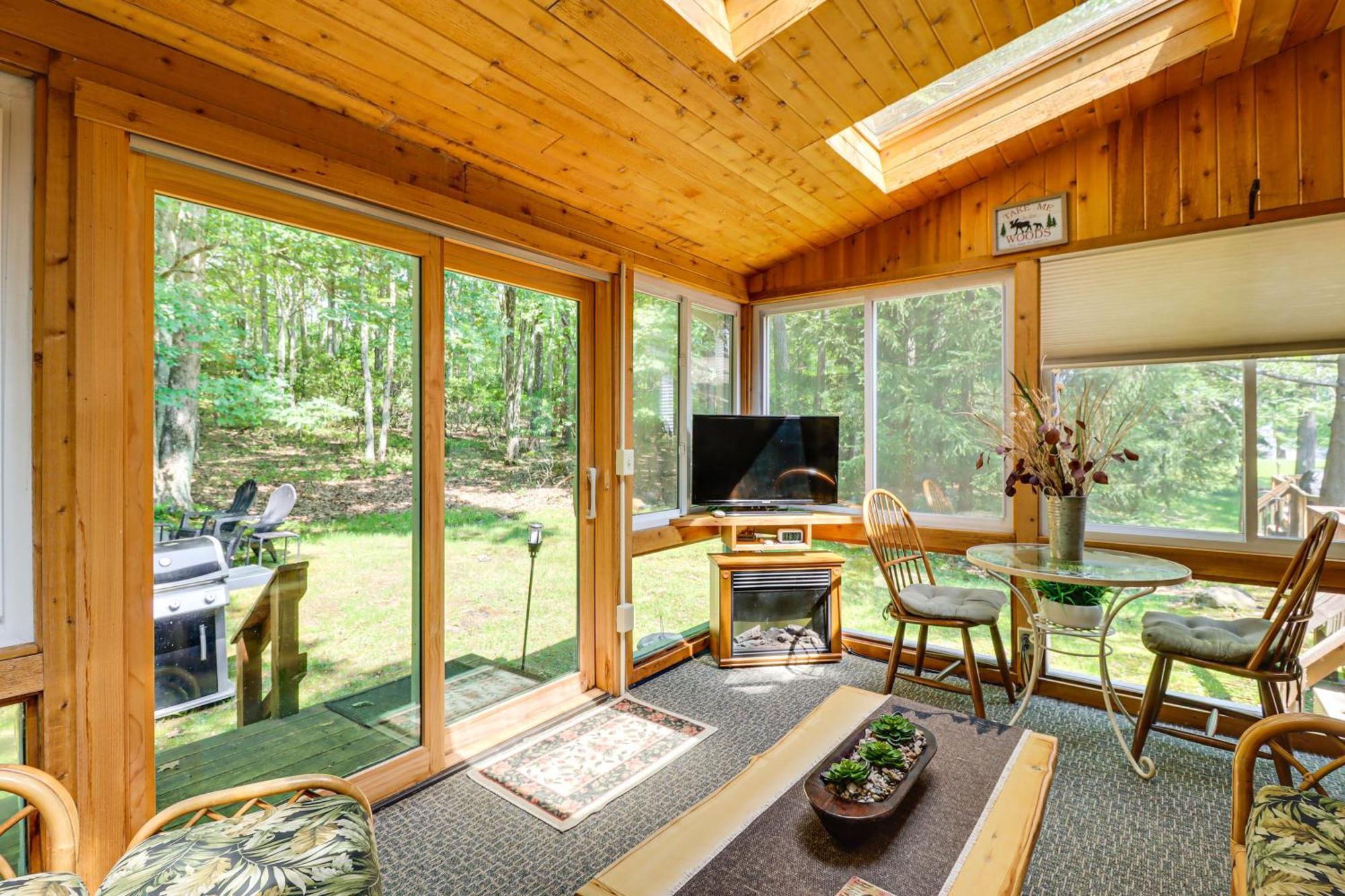 Lake Harmony Townhome Walk To Restaurants! Bagian luar foto