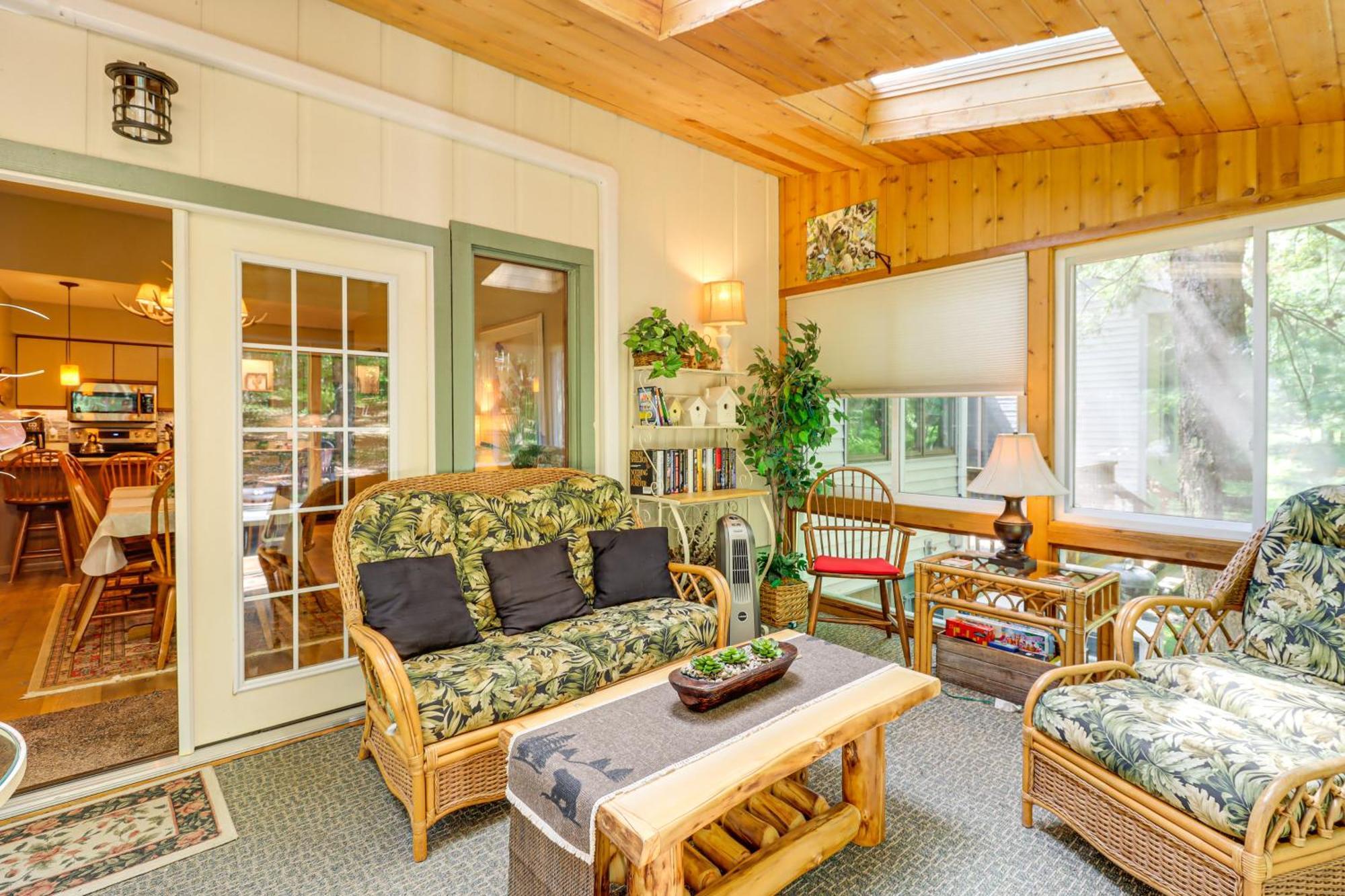 Lake Harmony Townhome Walk To Restaurants! Bagian luar foto