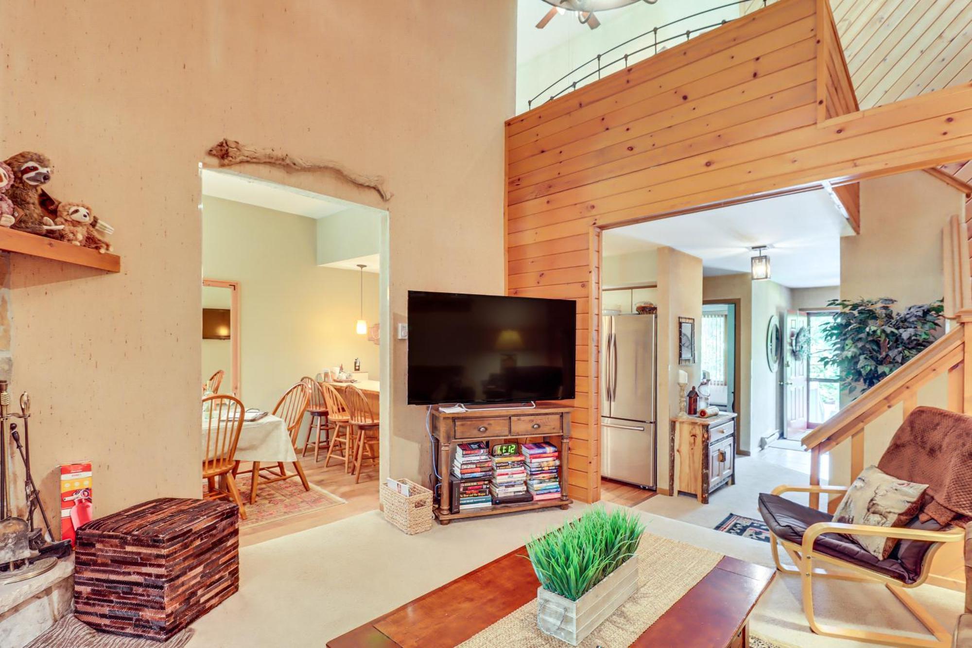 Lake Harmony Townhome Walk To Restaurants! Bagian luar foto