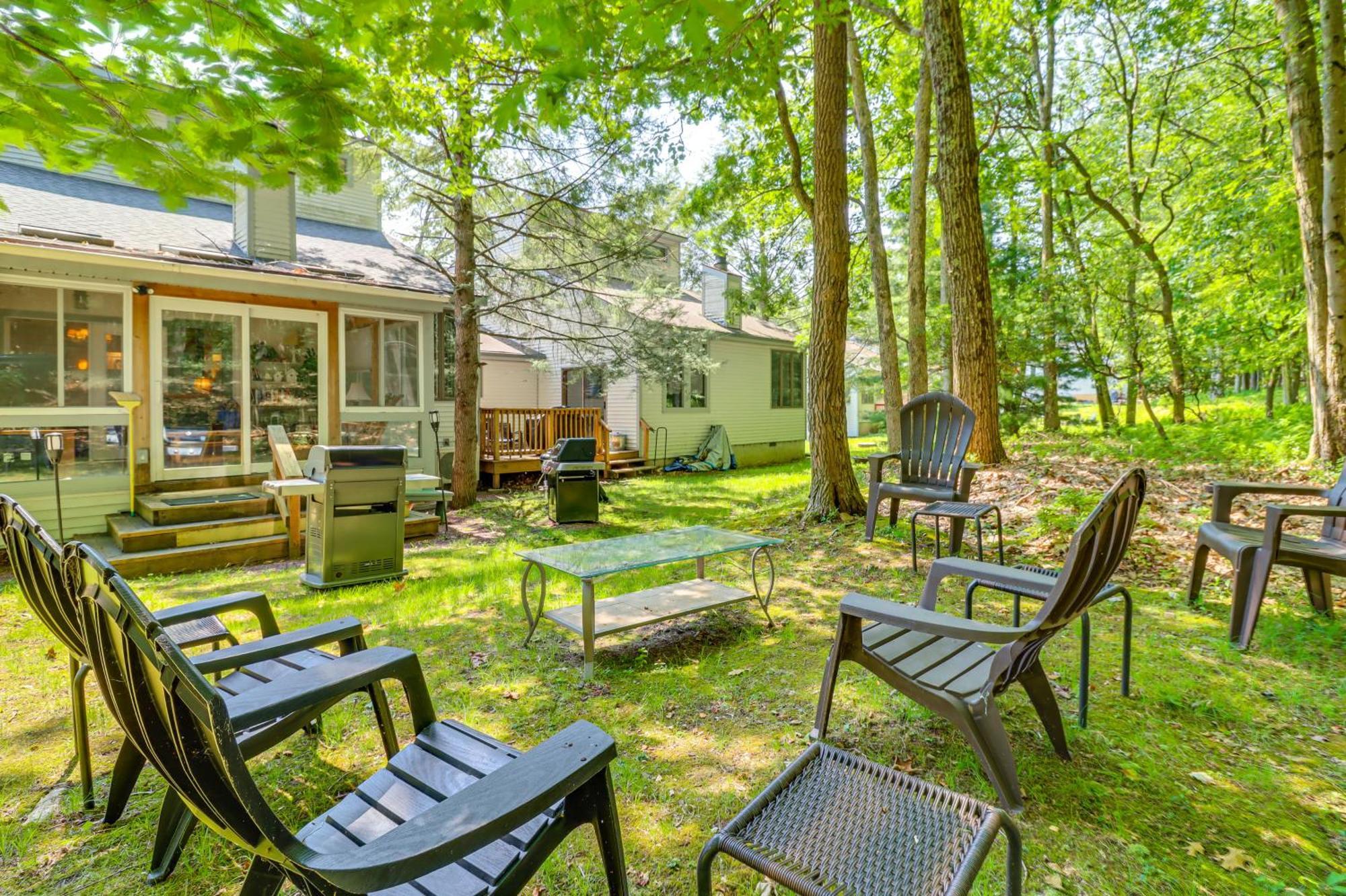 Lake Harmony Townhome Walk To Restaurants! Bagian luar foto